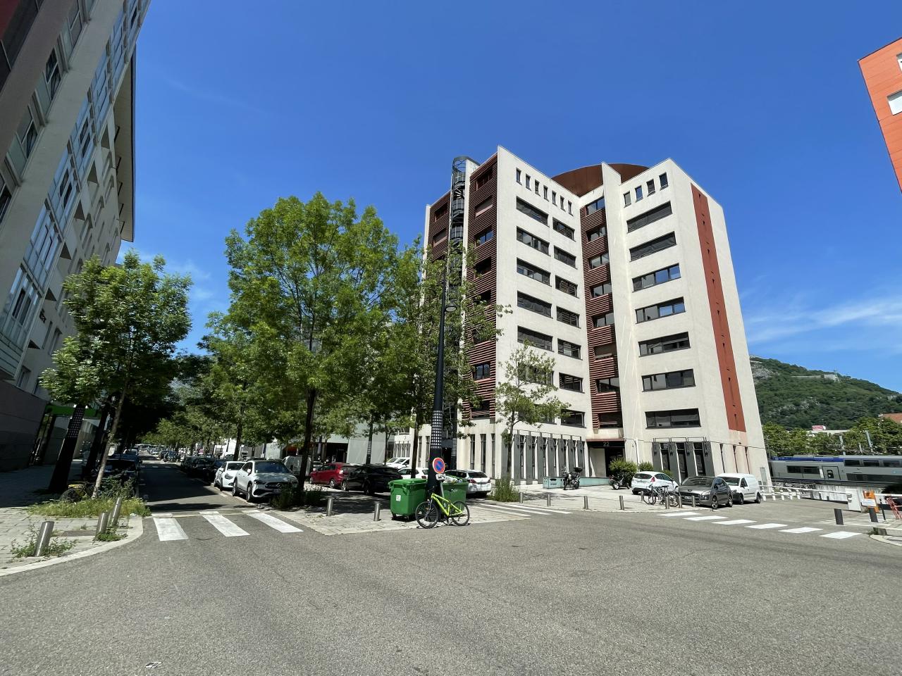 Bureau Grenoble 135m² Location bureau Grenoble Isère OLBUR2205774 0